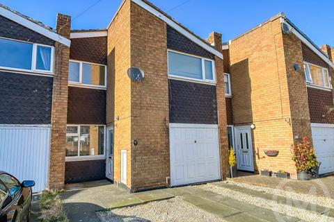 Wades Court, Poulton Old Road, Blackpool 3 bed terraced house for sale