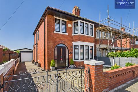 Nateby Avenue, Blackpool, FY4 3 bed semi