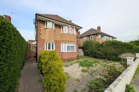 Bedfont Lane, Bedfont, TW14 2 bed maisonette for sale