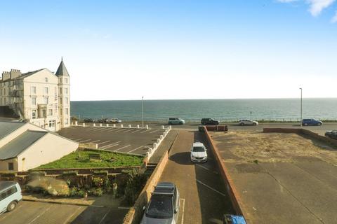 Queens Parade, Scarborough YO12 1 bed apartment for sale