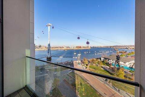 Cutter Lane Greenwich SE10 2 bed apartment for sale