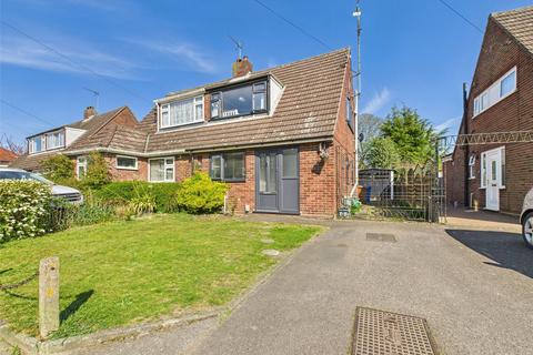 Temple Road, Ipswich, Suffolk, IP3 3 bed semi