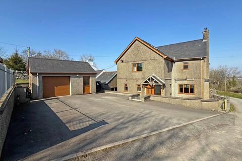 Llanllyfni, Caernarfon, Gwynedd, LL54 4 bed detached house for sale