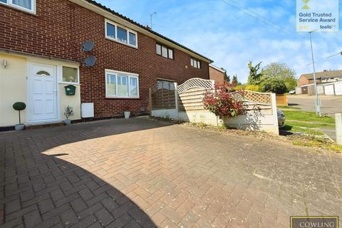 Langham Crescent, Billericay 2 bed maisonette for sale