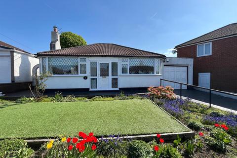 Hillary Avenue, Ashton