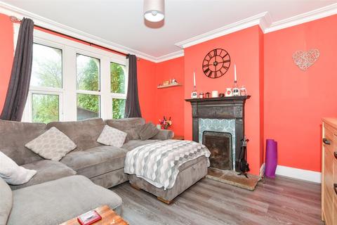 Holborough Road, Snodland ME6 3 bed terraced house for sale