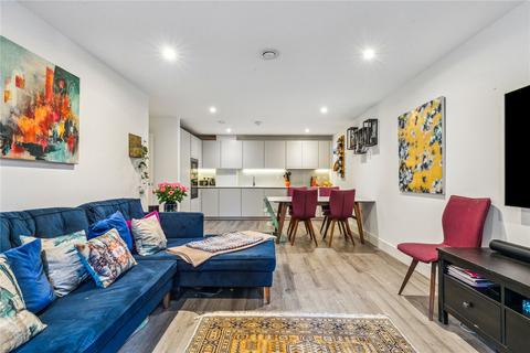 Gaumont Place, London, SW2 4 bed apartment for sale