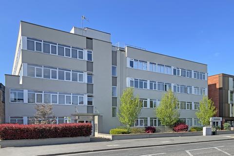 83 East Street,  Epsom, KT17 1 bed flat for sale