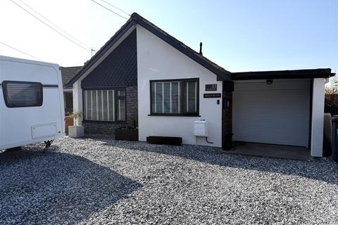 Uttoxeter Road, Hill Ridware, Rugeley 2 bed detached bungalow for sale