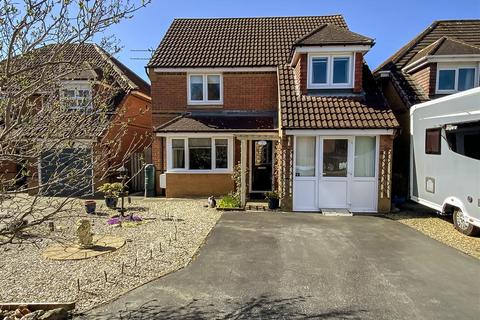 Thwaites Close, Newton Aycliffe 3 bed detached house for sale