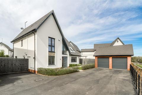 Fotheringhay Close, Daventry 4 bed house for sale