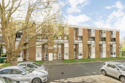 Crown Terrace, Richmond TW9 2 bed flat for sale