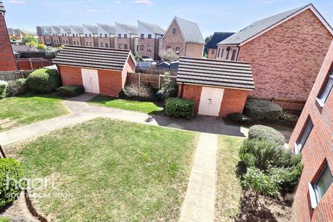 Brinson Way, Aveley 2 bed flat for sale