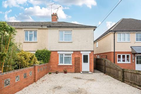 Parkhouse Road, Shipton Bellinger... 3 bed semi