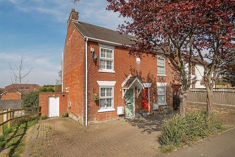 Bridge Road, Southampton SO31 2 bed house for sale