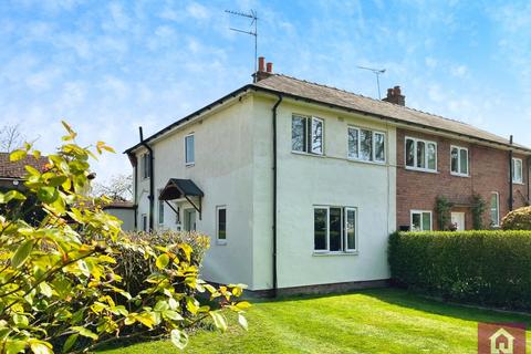 Wrexham Road, Pulford, Chester... 3 bed semi
