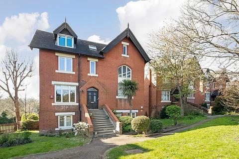 Crystal Palace Park Road, Sydenham... 2 bed apartment for sale