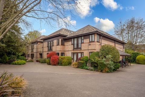 Arbury Road, Twickenham Court Arbury... 2 bed flat for sale