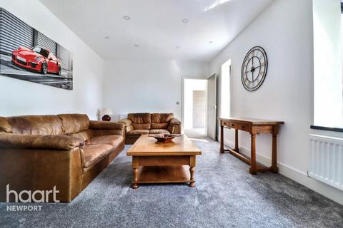 Royal Oak Hill, Newport 4 bed detached house for sale