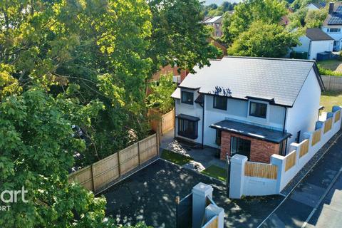 Royal Oak Hill, Newport 4 bed detached house for sale