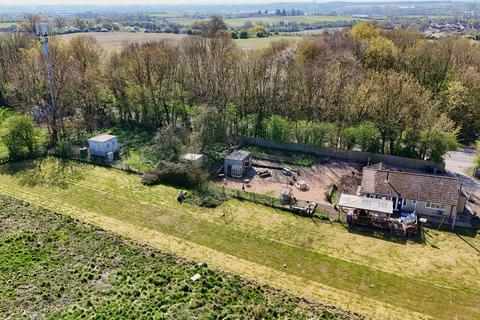 Oxford Hill, Witney OX29 3 bed detached bungalow for sale