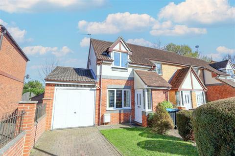 Aismunderby Close, Ripon 2 bed end of terrace house for sale