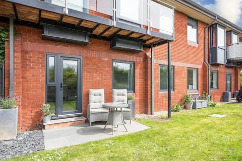 Milton House, Station Yard, Thame... 1 bed flat for sale