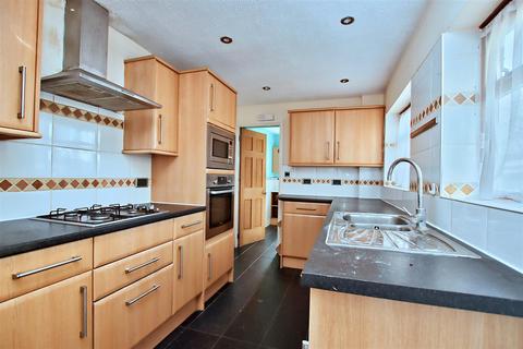 Malden Road, Borehamwood 3 bed terraced house for sale