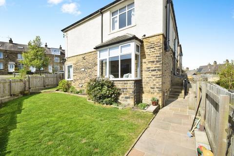 Springswood Road, Bradford BD18 3 bed semi