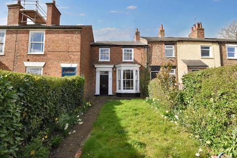 Broadbank, Louth, LN11 0EW 2 bed terraced house for sale