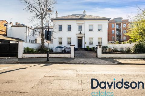 George Road, Birmingham B15 1 bed apartment for sale