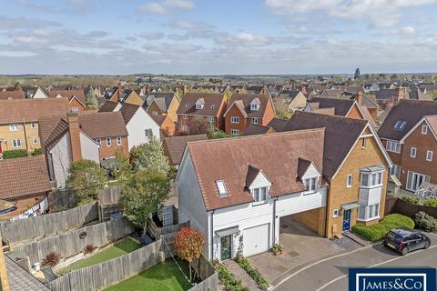 Almond Road, Dunmow 1 bed link detached house for sale