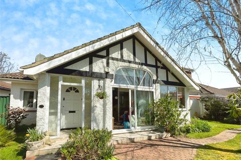 Normanton Avenue, West Sussex PO21 5 bed bungalow for sale