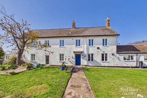 Long Street, Williton 2 bed character property for sale