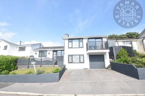INCREDIBLY PRESENTED. SET OVER 1443... 4 bed detached house for sale