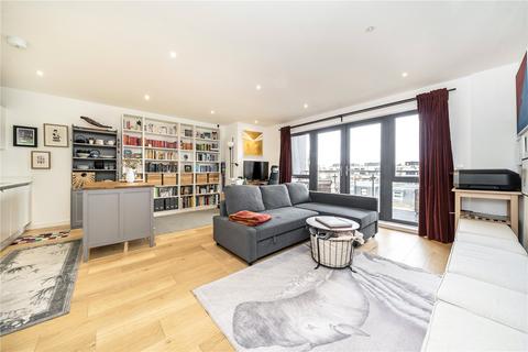 Waleorde Road, London SE17 1 bed flat for sale
