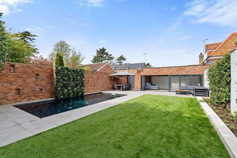Shortgrove, Saffron Walden CB11 3 bed detached house for sale