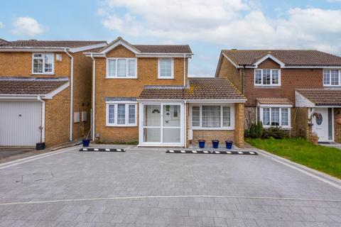 Cromwell Park Place, Kent CT20 4 bed detached house for sale