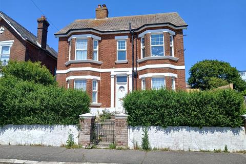 Victoria Avenue, East Sussex TN35 4 bed detached house for sale