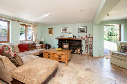 Wellesbourne Road, Barford 2 bed detached house for sale