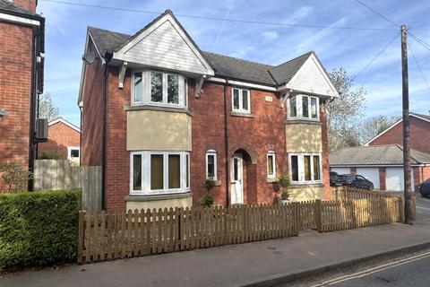 Culver Street, Newent GL18 4 bed detached house for sale