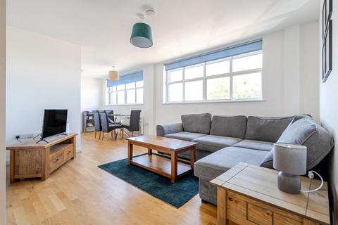 The Square, Bath BA2 2 bed apartment for sale