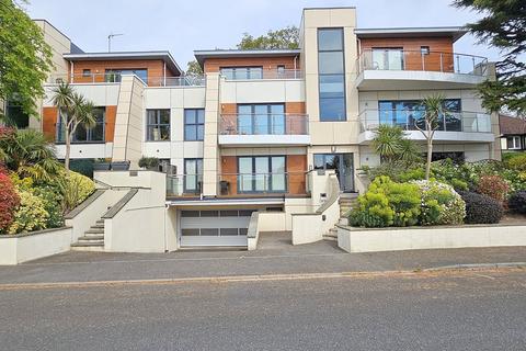 3 Glenair Road, Lower Parkstone... 3 bed apartment for sale