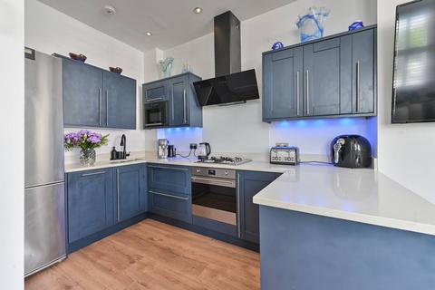 Haldon Road, East Putney, London, SW18 2 bed end of terrace house for sale