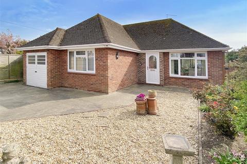 Glenville Road, Rustington BN16 2 bed detached bungalow for sale