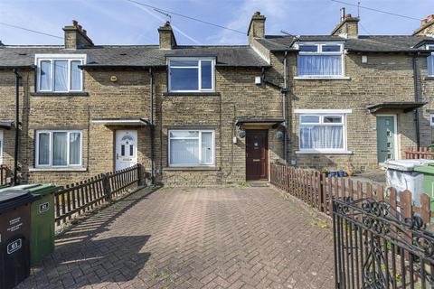 Laund Road, Huddersfield HD3 2 bed terraced house for sale