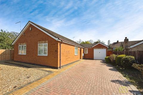 Davy's Lane, Bracebridge Heath LN4 3 bed bungalow for sale