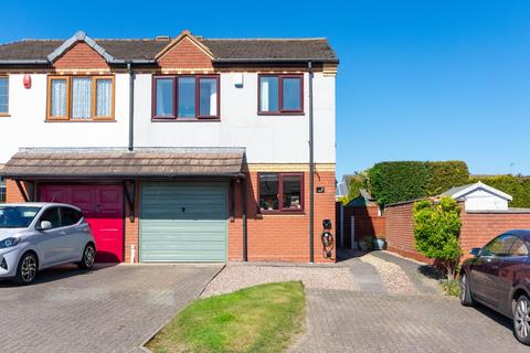 Lodge Rise, Burntwood, WS7 3 bed semi