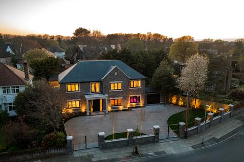 St. Andrews Road,  Blundellsands, L23 4 bed detached house for sale