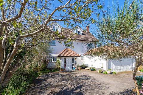 Southland Road, Leicester LE2 5 bed detached house for sale
